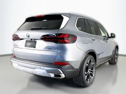 BMW X5 xDrive40i Sports Activity Vehicle 2026
