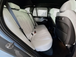 BMW X5 xDrive40i Sports Activity Vehicle 2026