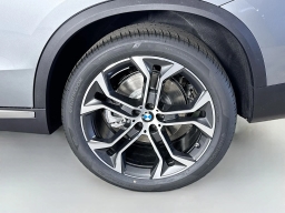 BMW X5 xDrive40i Sports Activity Vehicle 2026