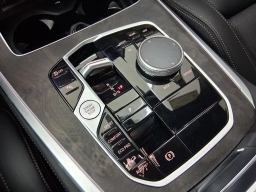 BMW X5 xDrive40i Sports Activity Vehicle 2026