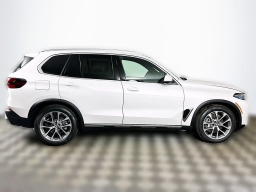 BMW X5 xDrive40i Sports Activity Vehicle 2026