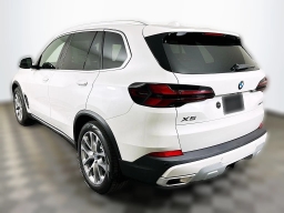 BMW X5 xDrive40i Sports Activity Vehicle 2026