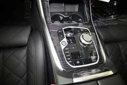 BMW X5 xDrive40i Sports Activity Vehicle 2026