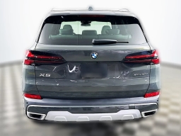 BMW X5 xDrive40i Sports Activity Vehicle 2026