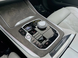 BMW X5 xDrive40i Sports Activity Vehicle 2026