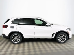 BMW X5 xDrive40i Sports Activity Vehicle 2026