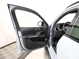 BMW X5 xDrive40i Sports Activity Vehicle 2026