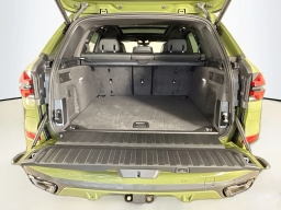 BMW X5 xDrive40i Sports Activity Vehicle 2026