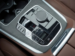 BMW X5 xDrive40i Sports Activity Vehicle 2026