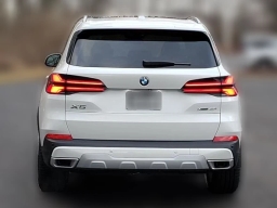 BMW X5 xDrive40i Sports Activity Vehicle 2026