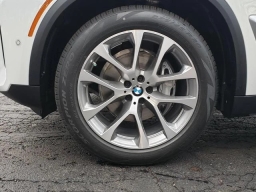 BMW X5 xDrive40i Sports Activity Vehicle 2026