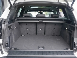 BMW X5 xDrive40i Sports Activity Vehicle 2026