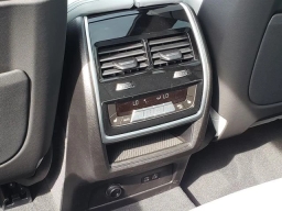 BMW X5 xDrive40i Sports Activity Vehicle 2026