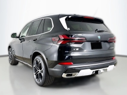 BMW X5 xDrive40i Sports Activity Vehicle 2026