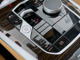 BMW X5 xDrive40i Sports Activity Vehicle 2026