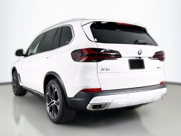 BMW X5 xDrive40i Sports Activity Vehicle 2026