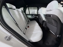 BMW X5 xDrive40i Sports Activity Vehicle 2026