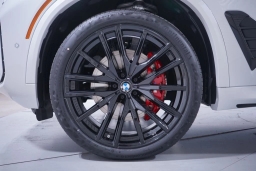 BMW X5 xDrive40i Sports Activity Vehicle 2026