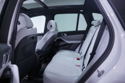 BMW X5 xDrive40i Sports Activity Vehicle 2026