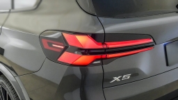 BMW X5 xDrive40i Sports Activity Vehicle 2026