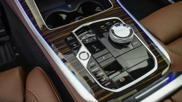 BMW X5 xDrive40i Sports Activity Vehicle 2026