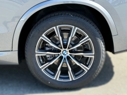 BMW X5 xDrive40i Sports Activity Vehicle 2026