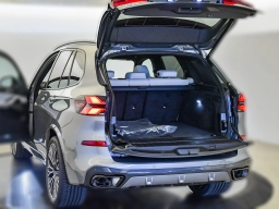 BMW X5 xDrive40i Sports Activity Vehicle 2026