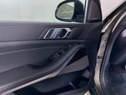 BMW X5 xDrive40i Sports Activity Vehicle 2026