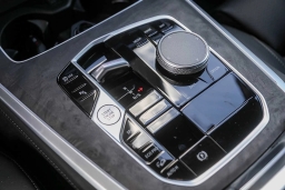 BMW X5 xDrive40i Sports Activity Vehicle 2026