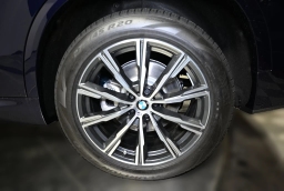 BMW X5 xDrive40i Sports Activity Vehicle 2026