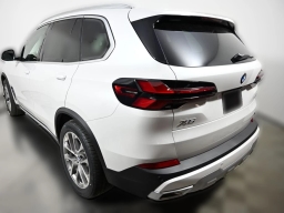 BMW X5 xDrive40i Sports Activity Vehicle 2026