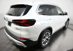 BMW X5 xDrive40i Sports Activity Vehicle 2026
