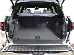 BMW X5 xDrive40i Sports Activity Vehicle 2026