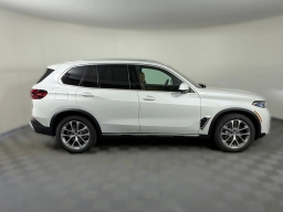 BMW X5 xDrive40i Sports Activity Vehicle 2026
