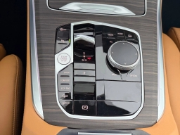 BMW X5 xDrive40i Sports Activity Vehicle 2026