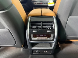 BMW X5 xDrive40i Sports Activity Vehicle 2026