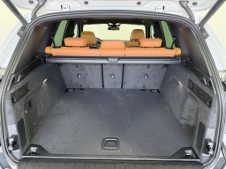 BMW X5 xDrive40i Sports Activity Vehicle 2026