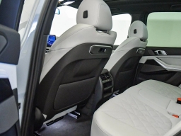 BMW X5 xDrive40i Sports Activity Vehicle 2026