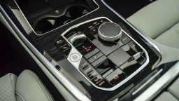 BMW X5 xDrive40i Sports Activity Vehicle 2026