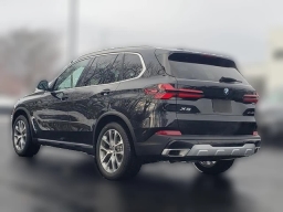 BMW X5 xDrive40i Sports Activity Vehicle 2026