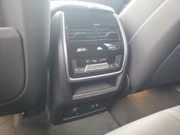 BMW X5 xDrive40i Sports Activity Vehicle 2026