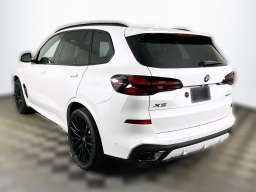 BMW X5 xDrive40i Sports Activity Vehicle 2026