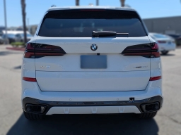 BMW X5 xDrive40i Sports Activity Vehicle 2026