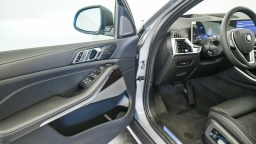 BMW X5 xDrive40i Sports Activity Vehicle 2026