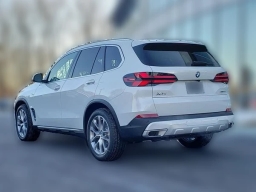BMW X5 xDrive40i Sports Activity Vehicle 2026
