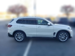 BMW X5 xDrive40i Sports Activity Vehicle 2026