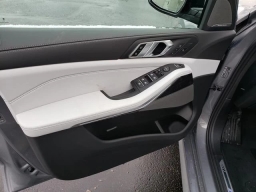 BMW X5 xDrive40i Sports Activity Vehicle 2026