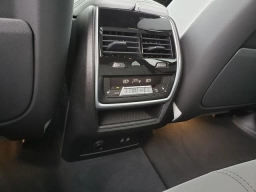 BMW X5 xDrive40i Sports Activity Vehicle 2026