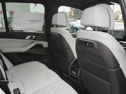 BMW X5 xDrive40i Sports Activity Vehicle 2026