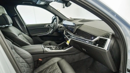 BMW X5 xDrive40i Sports Activity Vehicle 2026